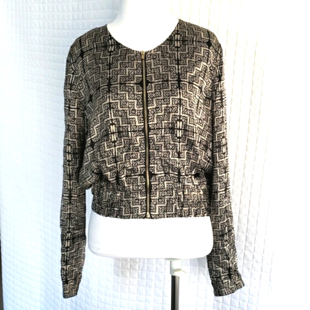 Club Monaco  Silk Top